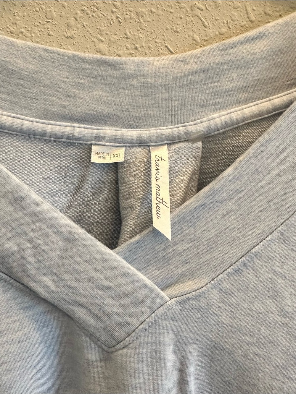 TravisMathew Light Blue V Neck Sweatshirt XXL Coastal Casual - Picture 2 of 4